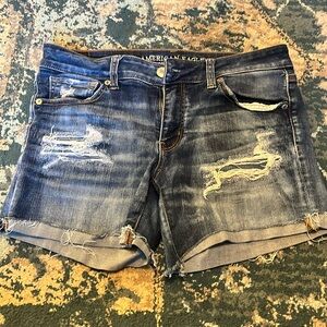 American Eagle super super stretch midi shorts